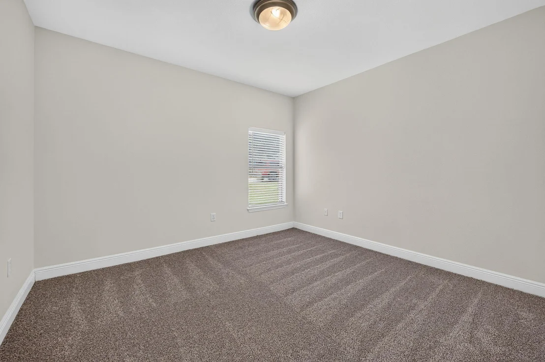 Photo of 143 Crab Apple Avenue