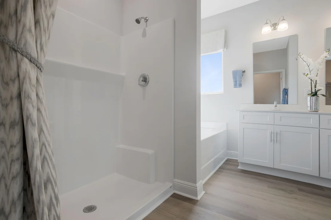 Photo of 5326 Macarthur Drive