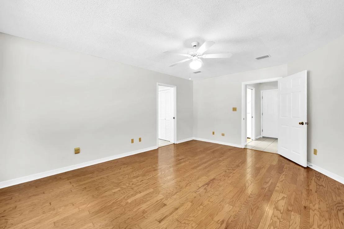 Photo of 2319 Canal Drive