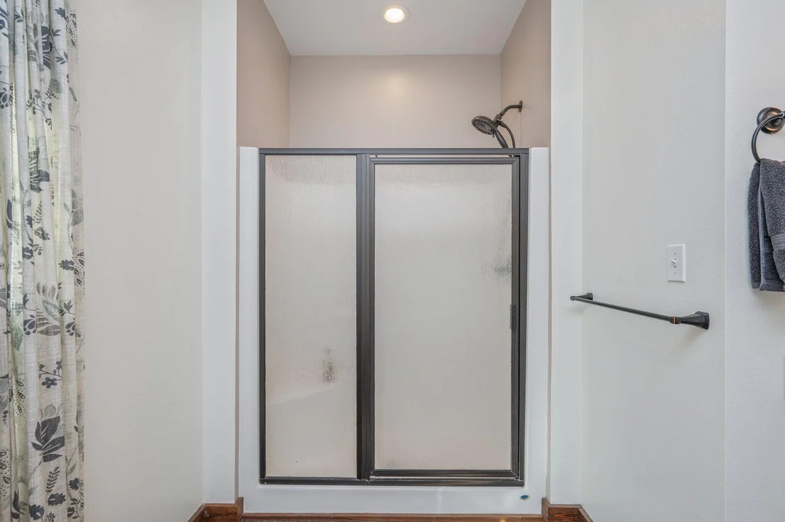 Photo of 1827 Waterway Drive