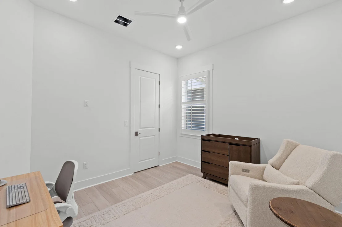 Photo of 184 Ravine Road
