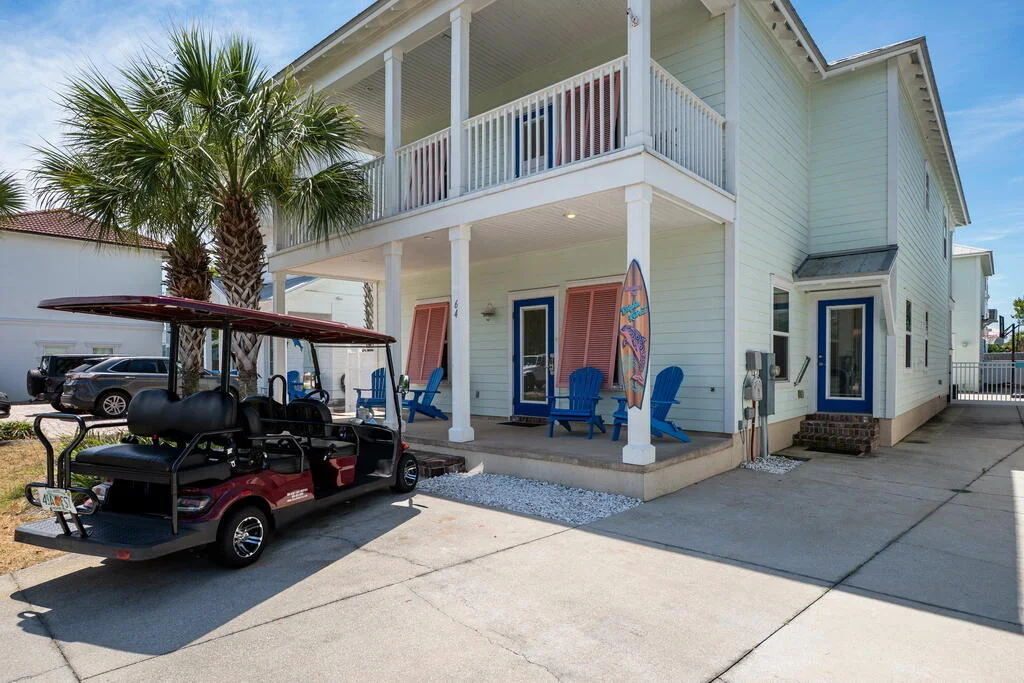 Photo of 64 DOLPHIN Street