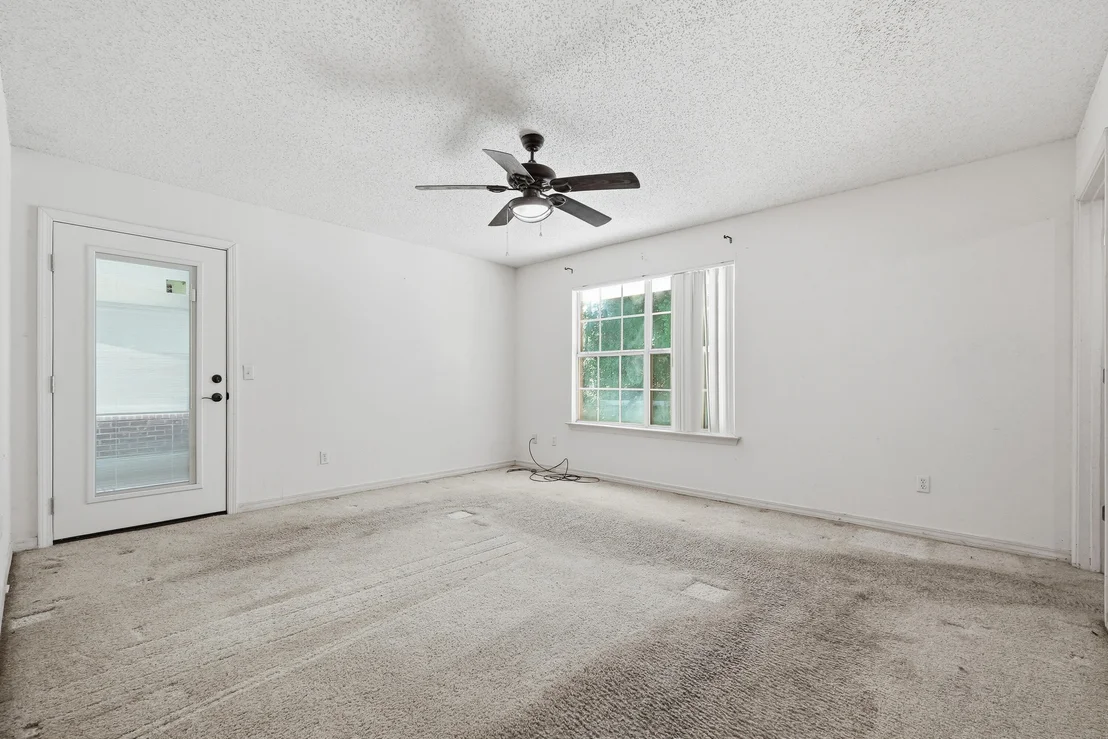 Photo of 2017 Candlewood Drive