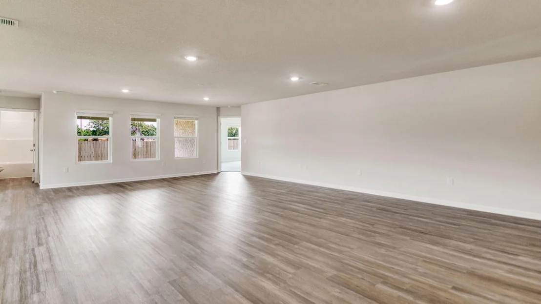 Photo of 5737 Dearing Street