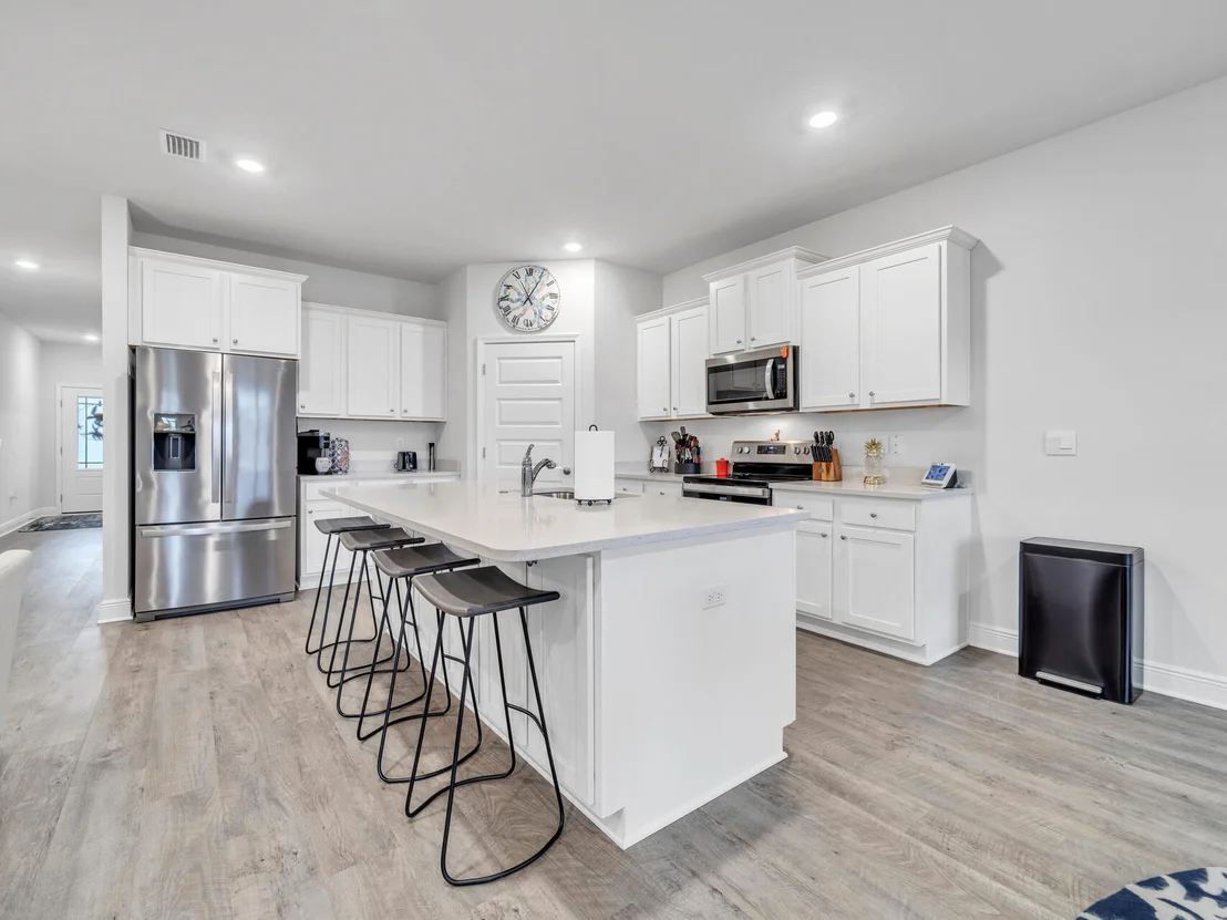 Photo of 131 W Oak Trees Lane