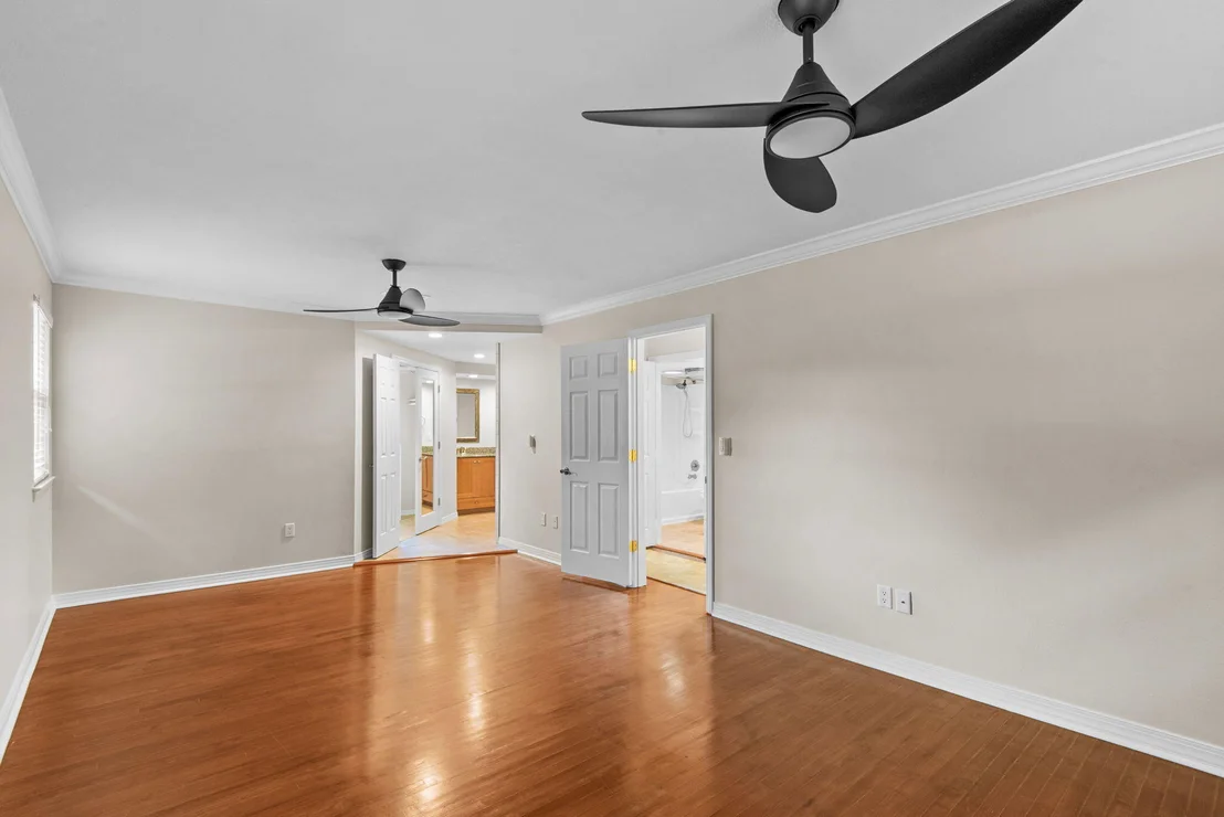 Photo of 5 Maple Avenue