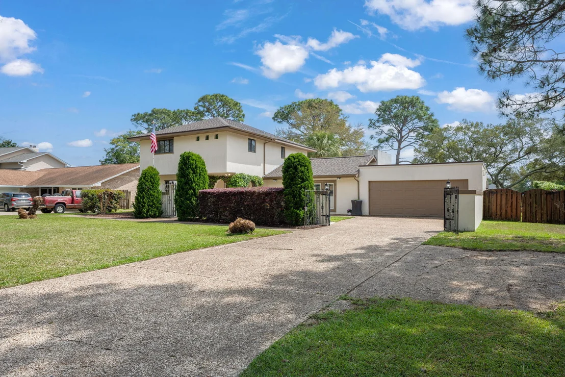 Photo of 57 Lake Lorraine Circle