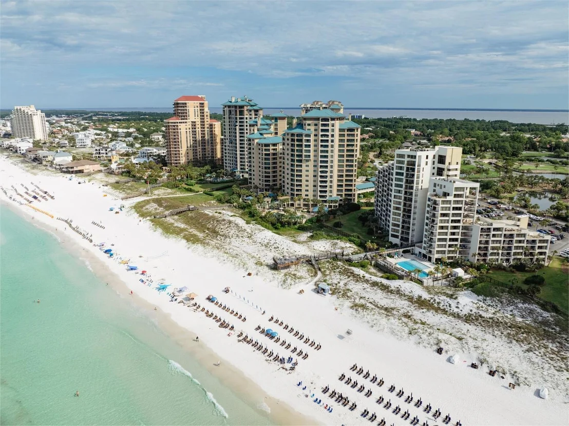 Photo of Unit 4033 at 4033 Beachside One Drive