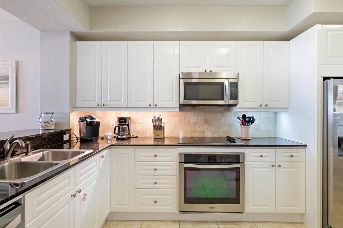 Photo of Unit PH2E at 8501 Gulf Boulevard