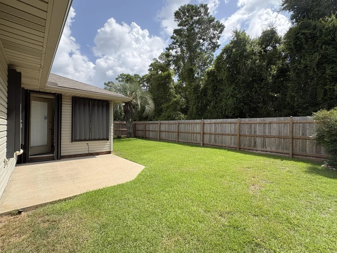 Photo of 110 Poplar Place