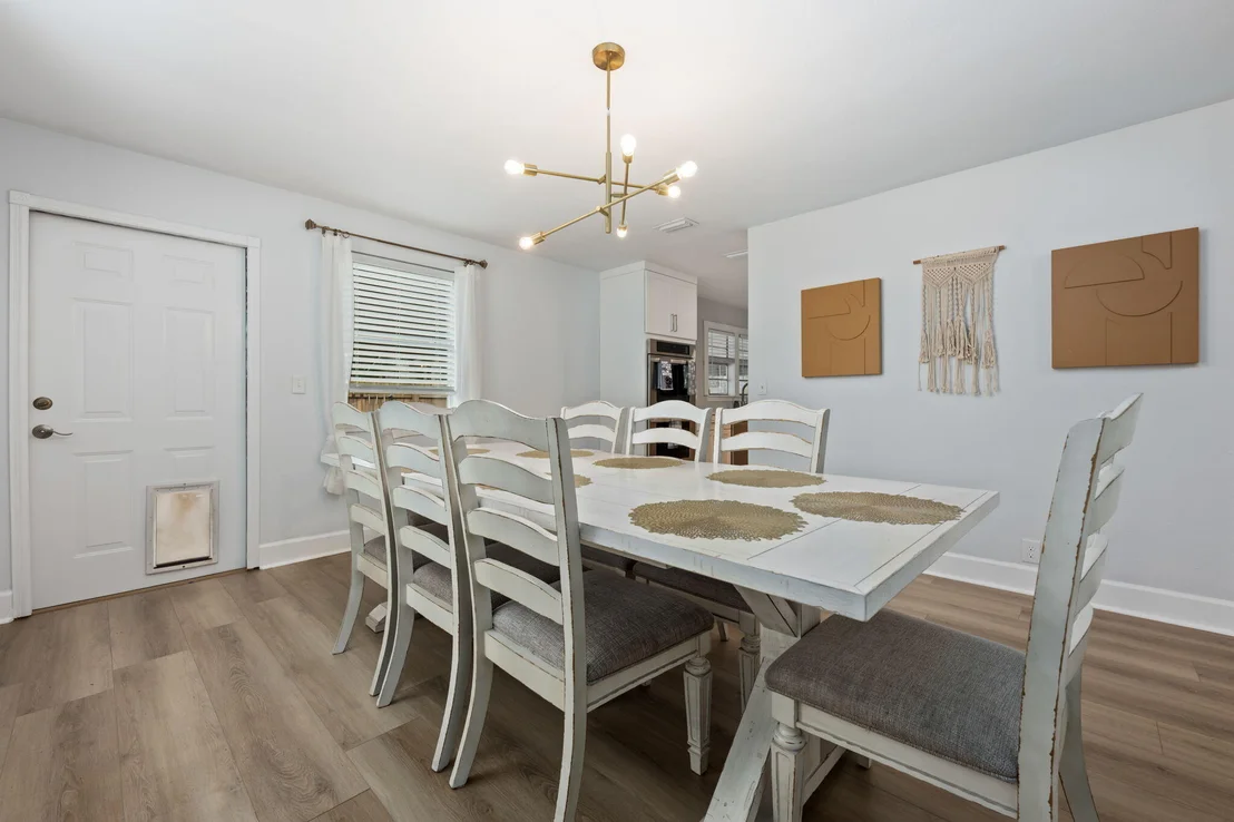 Photo of 255 Edge Avenue