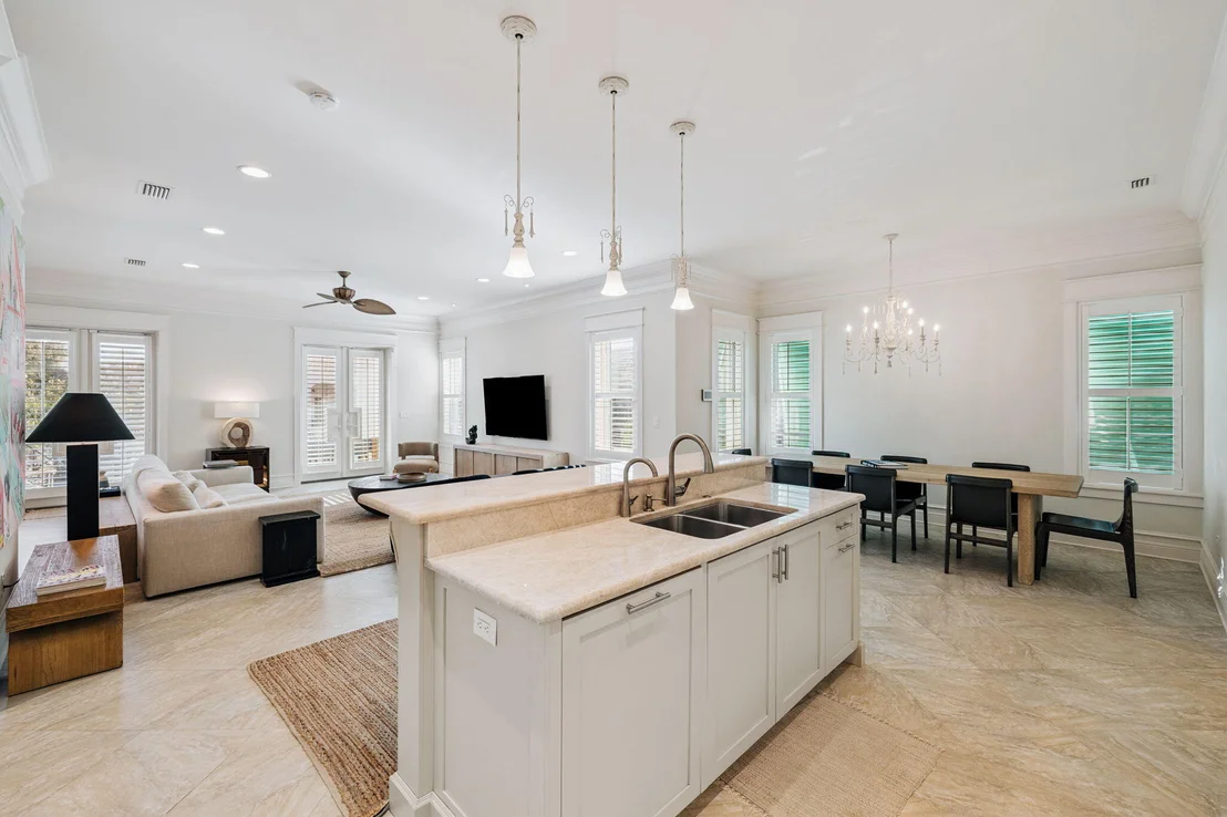Photo of 358 Rue Caribe