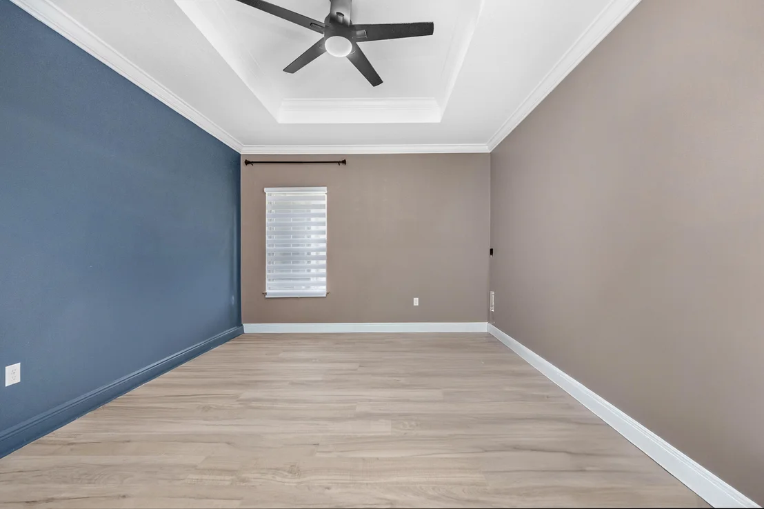 Photo of 653 Red Fern Road