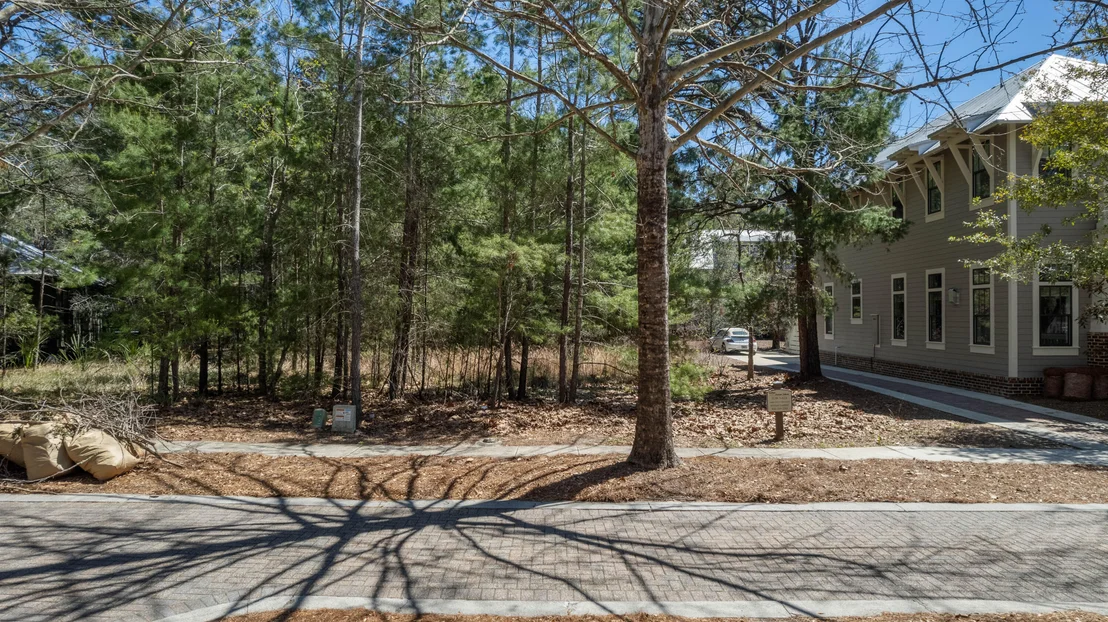 Photo of Lot 75 Okeechobee Circle