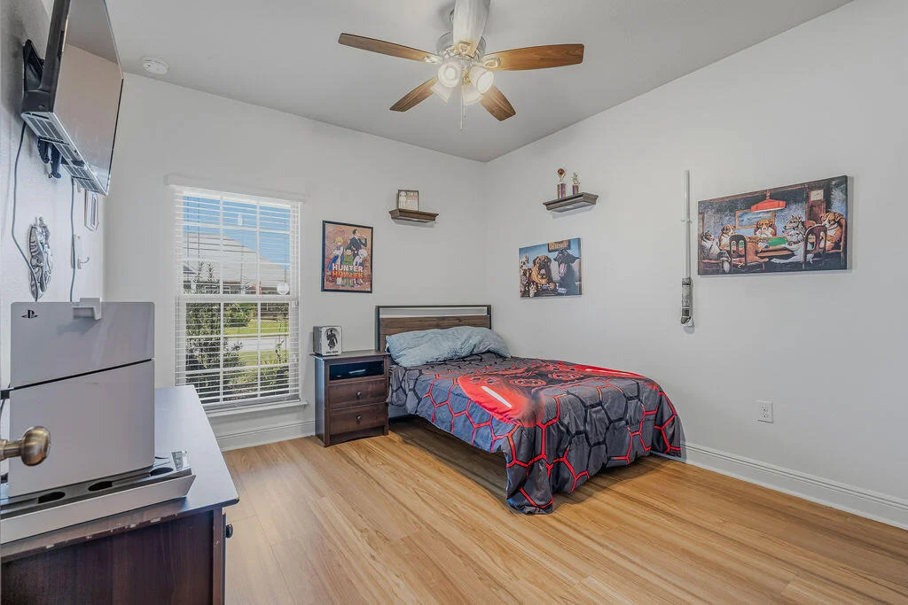 Photo of 417 Chickadee Street