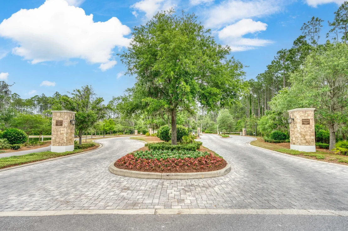 Photo of 446 W Lafayette Road