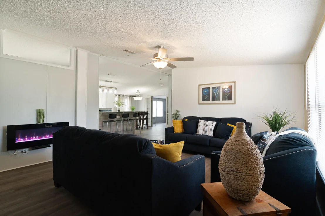 Photo of 1032 Whitehead Drive