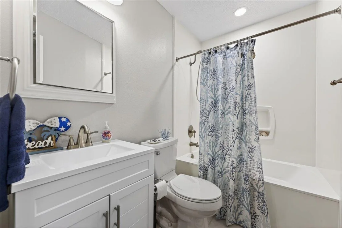 Photo of 210 Shell Drive