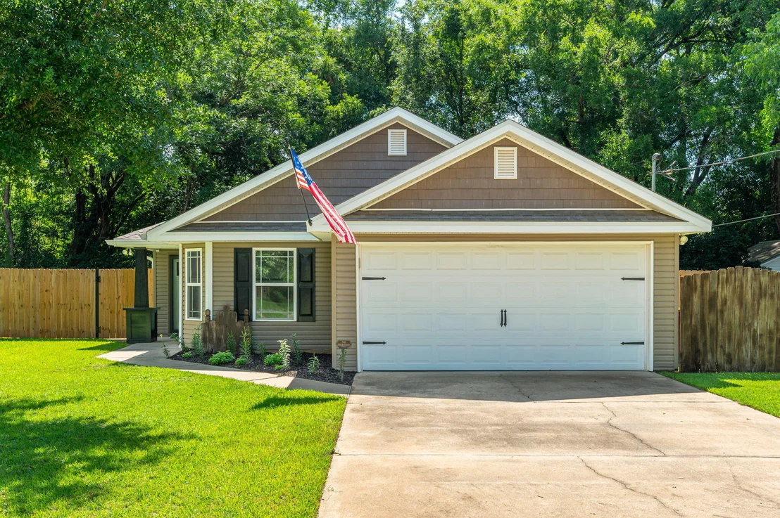 Photo of 153 Shady Lane