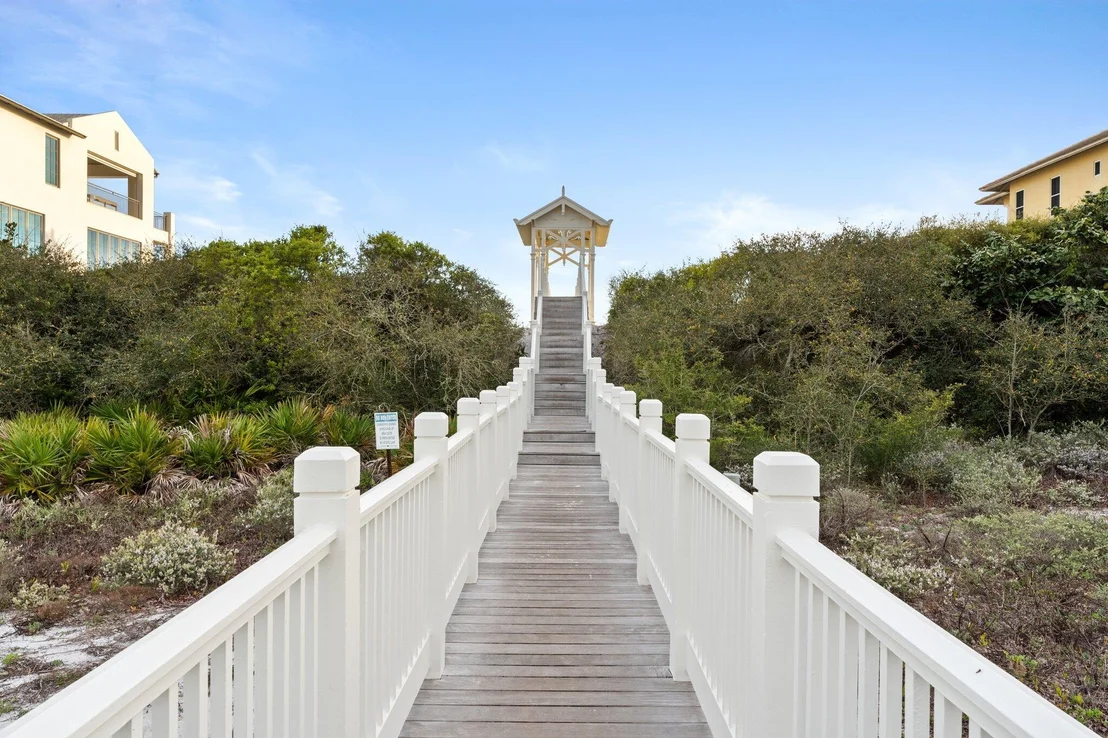 Photo of 323 Beachside Drive