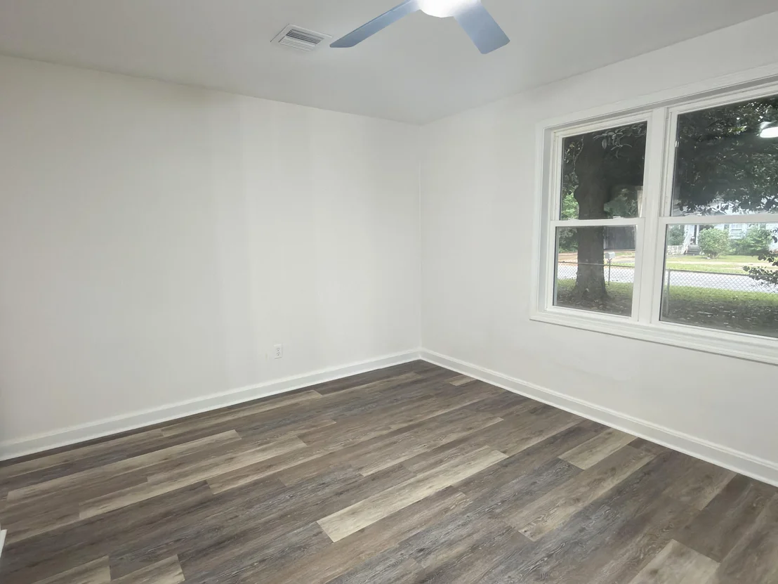 Photo of 215 E 3rd Avenue