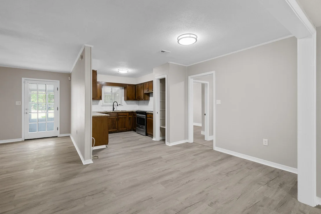 Photo of 3437 Auburn Road