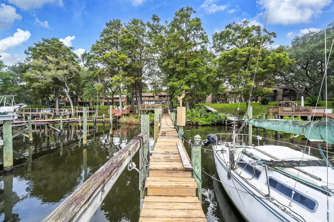 Photo of 204 Regatta Drive