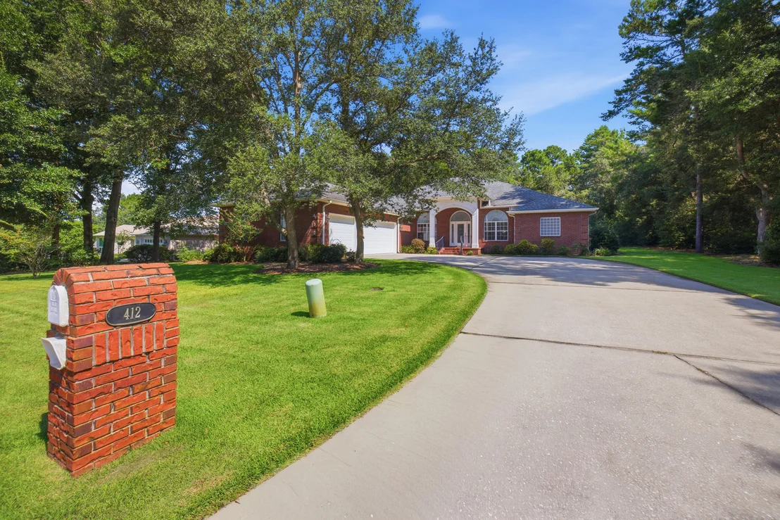Photo of 412 Ruckel Drive