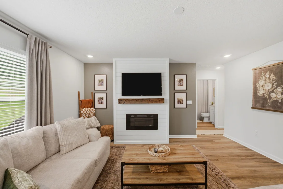 Photo of 6827 Interlachen Lane