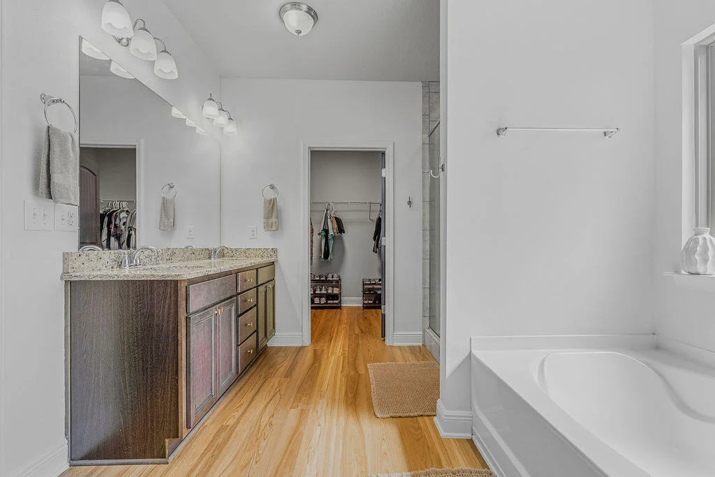 Photo of 417 Chickadee Street