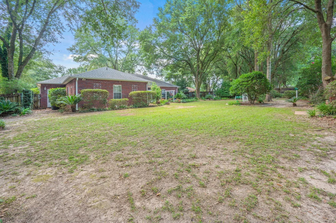 Photo of 5810 Hilary Street