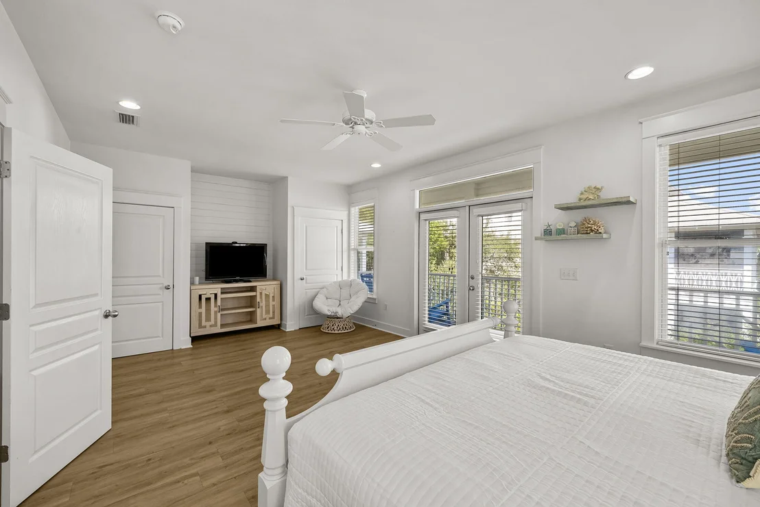 Photo of 22 Moonlight Beach Lane
