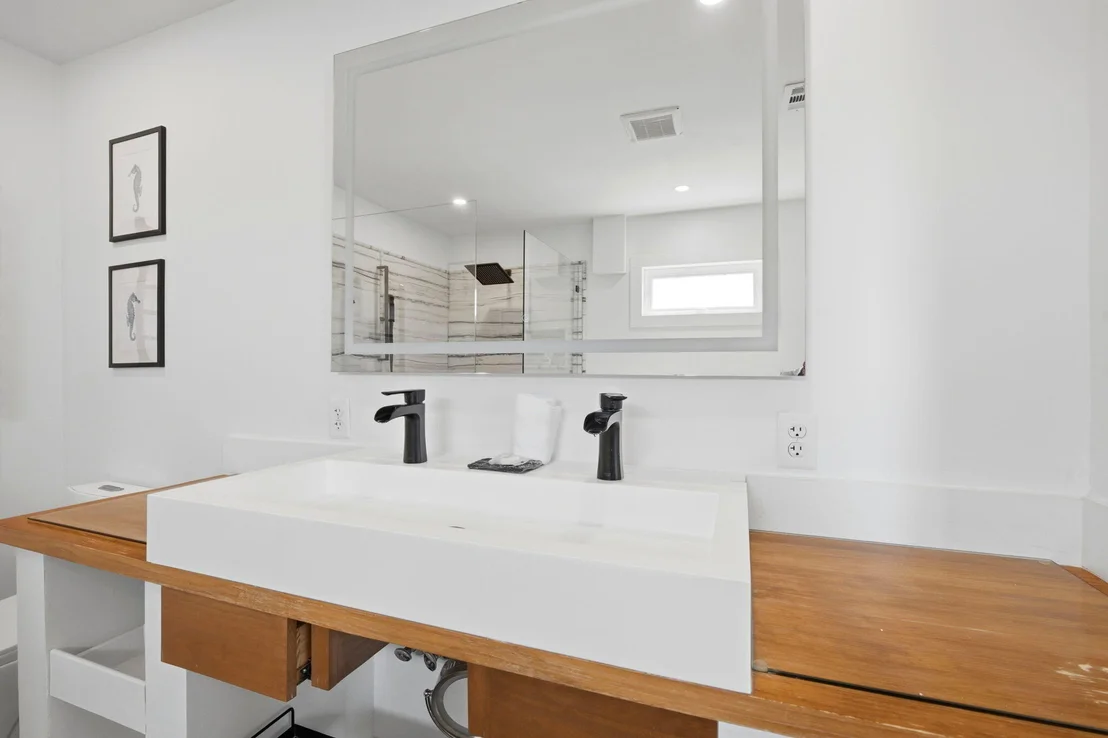 Photo of 7937 White Sands Boulevard