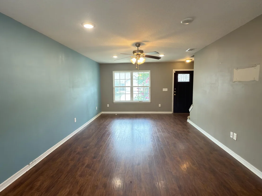 Photo of 455 Eisenhower Drive