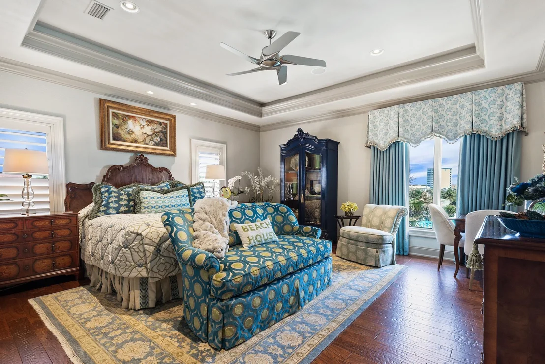 Photo of 4772 Ocean Boulevard