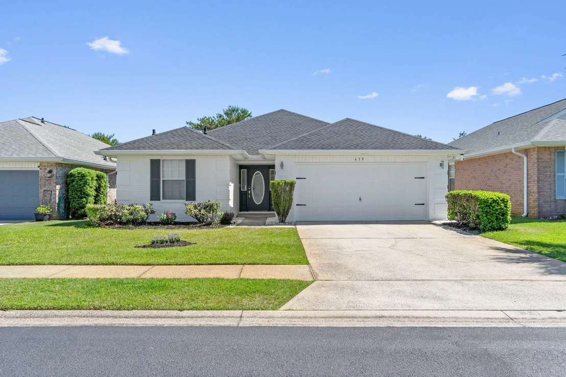 Photo of 439 Sandy Cay Drive