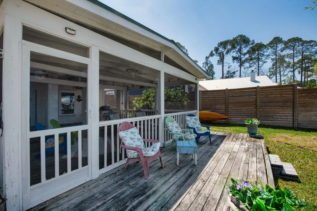 Photo of 1422 Lagrange Road