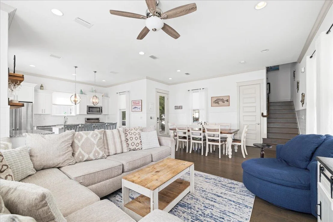 Photo of 275 Gulfview Circle