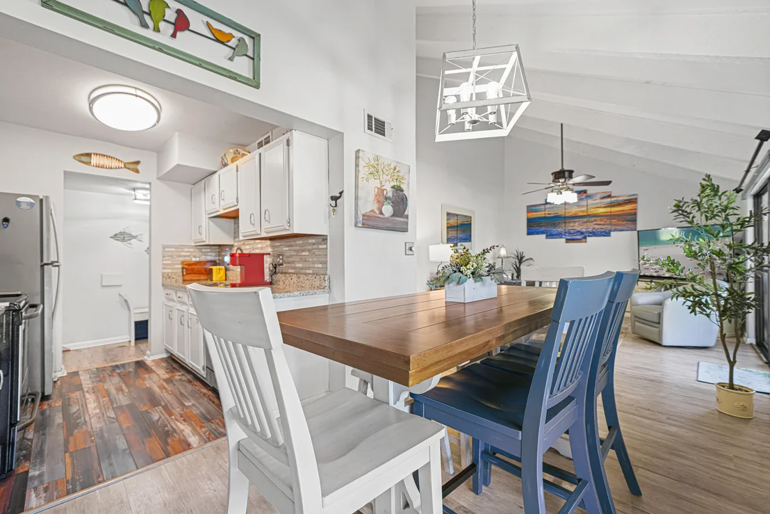 Photo of Unit UNIT30C at 313 Sunset Bay