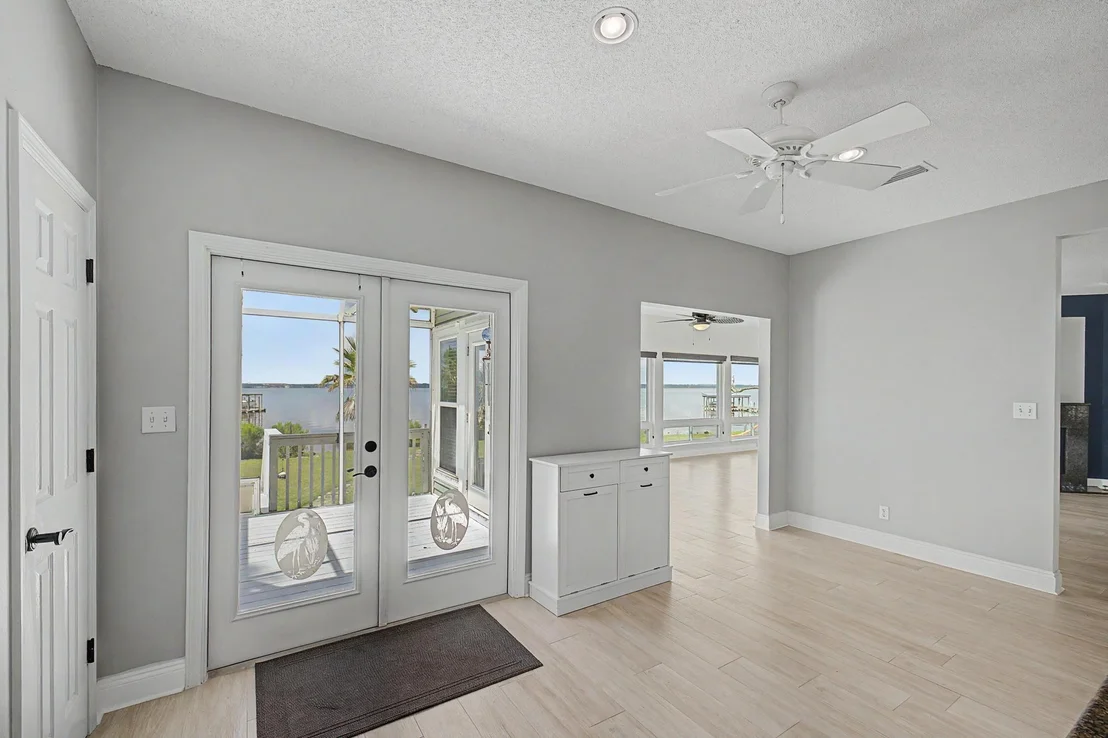 Photo of 4501 Bayside Drive