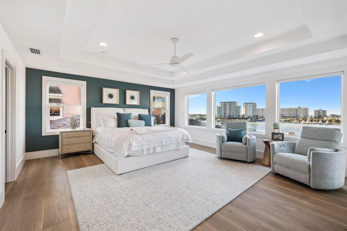 Photo of 754 Harbor Boulevard