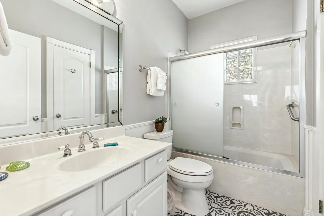 Photo of 4473 Ocean View Drive