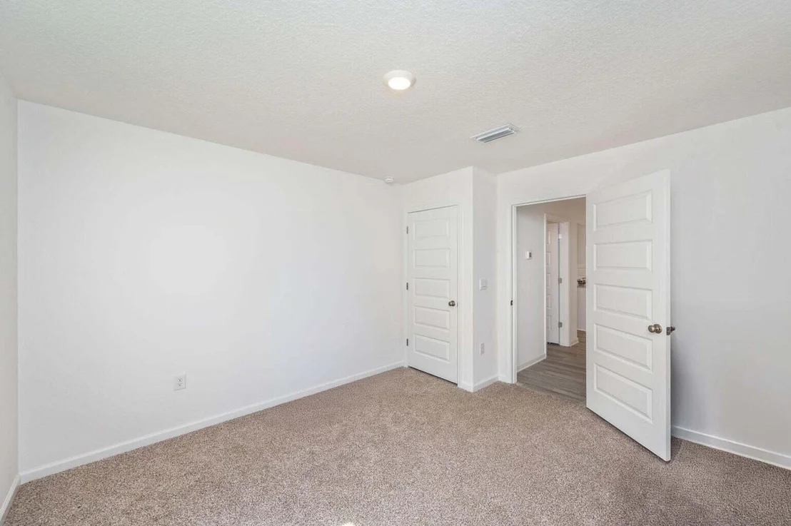 Photo of 103 Riverwalk Circle