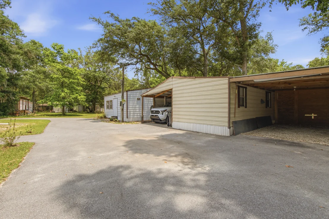Photo of 685 Mcdaniels Fishcamp Road