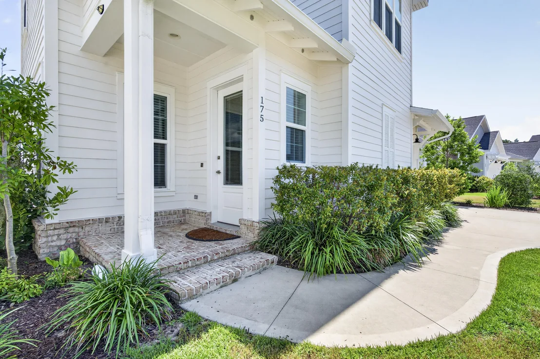 Photo of 175 Suwannee Drive