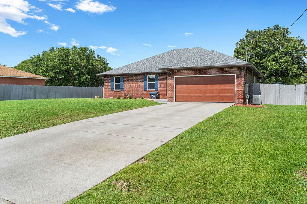 Photo of 2125 Vizcaya Drive