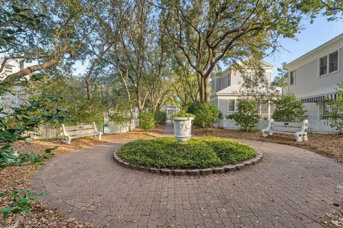 Photo of 323 Beachside Drive