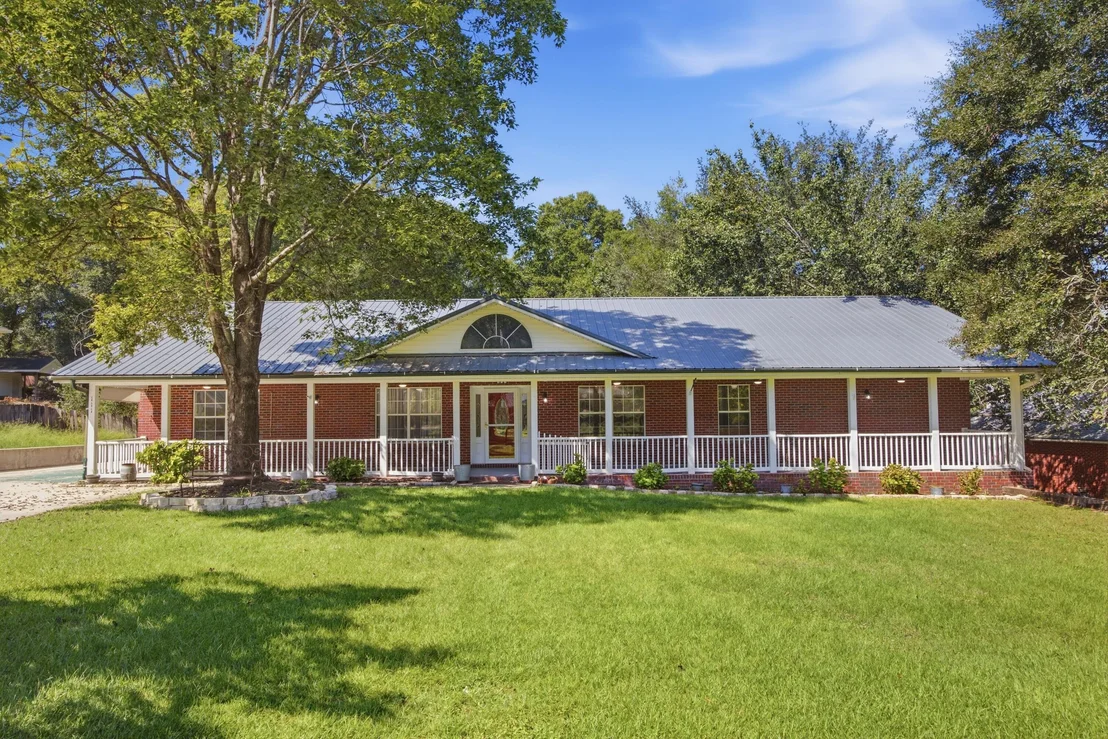 Photo of 111 Arapaho Trail