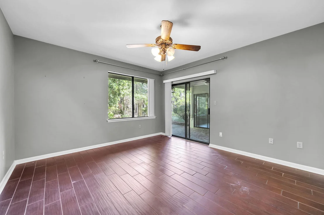Photo of 129 Gleneagles Drive