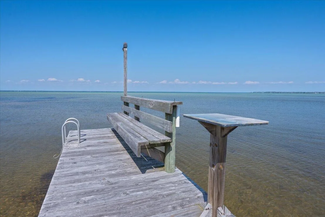 Photo of 627 Bayshore Drive